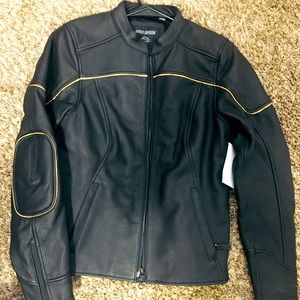 Harley Davidson Leather Jacket. Womens Medium